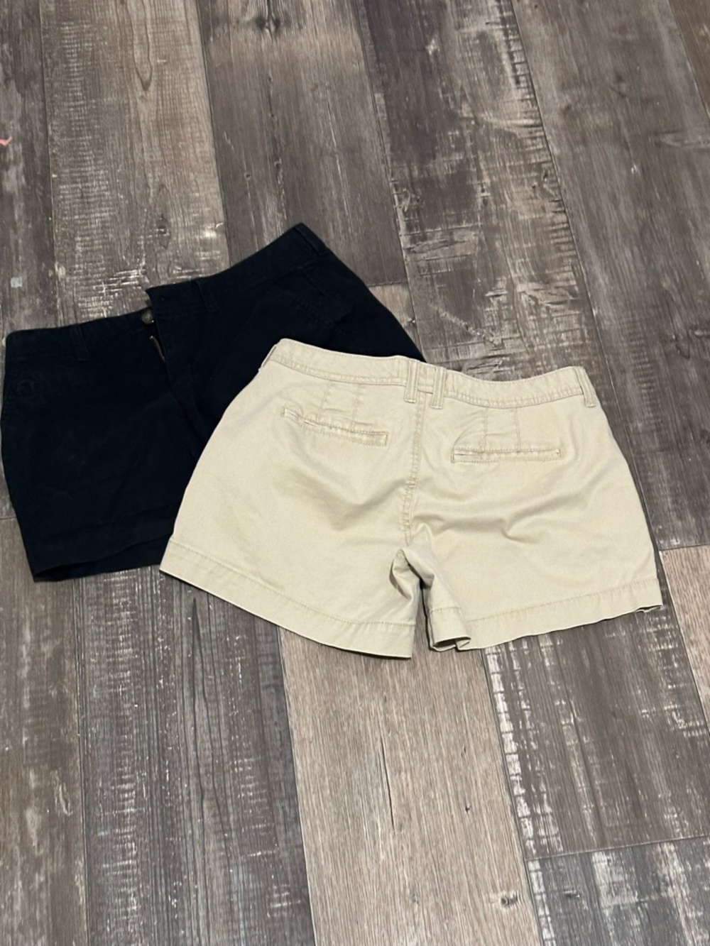 Old Navy 5” Shorts - Black & Khaki - Picture 2 of 4